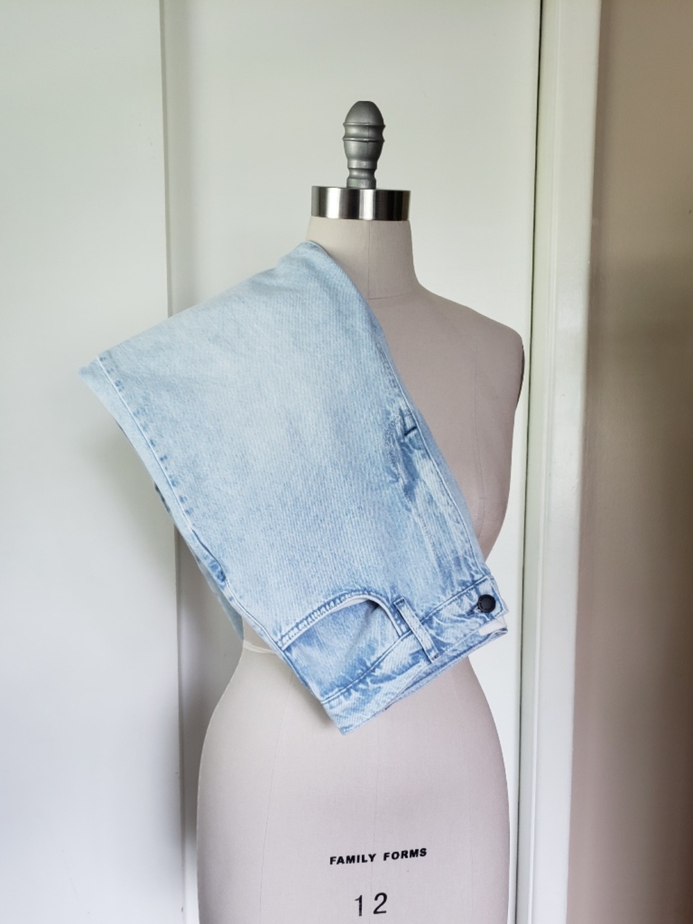 Triarchy Rise and Style Denim Jeans Size 28